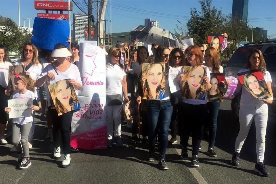 Convocadas por la asociación Venumia, las Mujeres recorrer la Avenida Humberto Lobo y seguirán por Calzada Del Valle, en San Pedro.