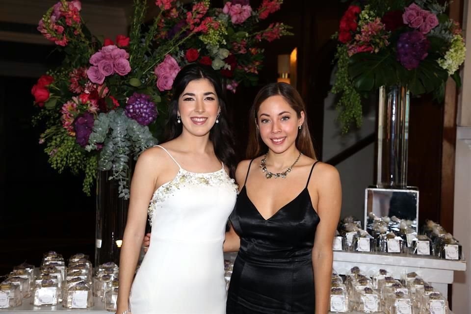 Ana Karen Montemayor y Karen Montoya