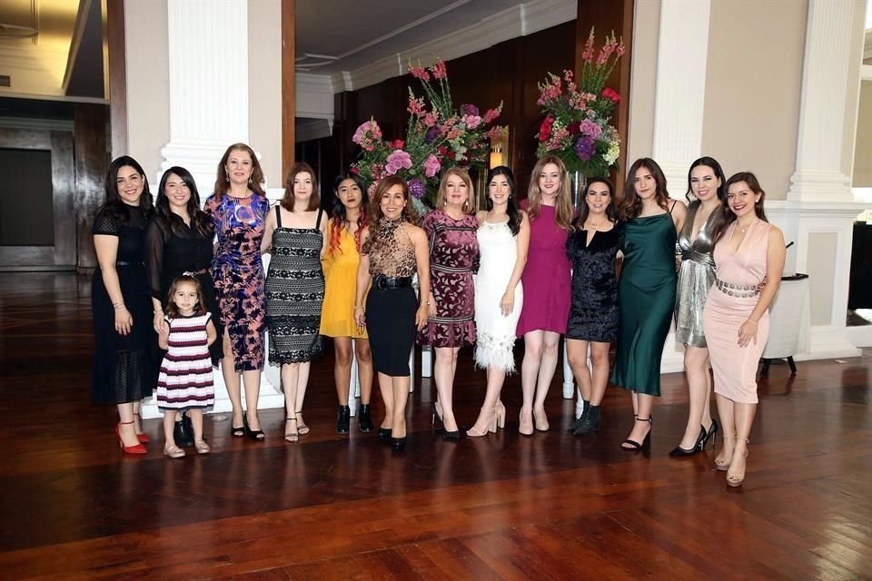 Ana Karen Montemayor y familia