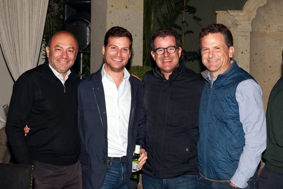 Roberto García, Juan Carlos Gánem, Domingo Valdés y Roberto Zambrano