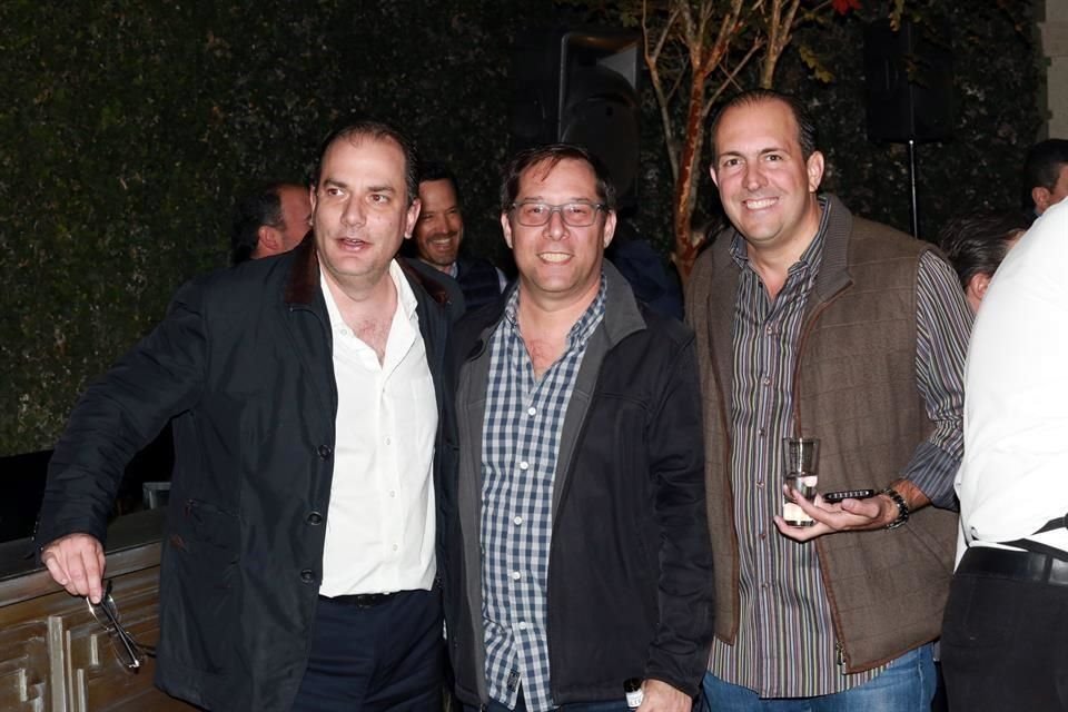 José Luis Font, Alejandro Muttio y Andrés Hadjópulos