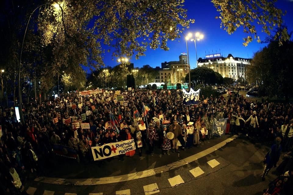 Vista general de la gran Marcha por el Clima convocada por organizaciones y activistas.