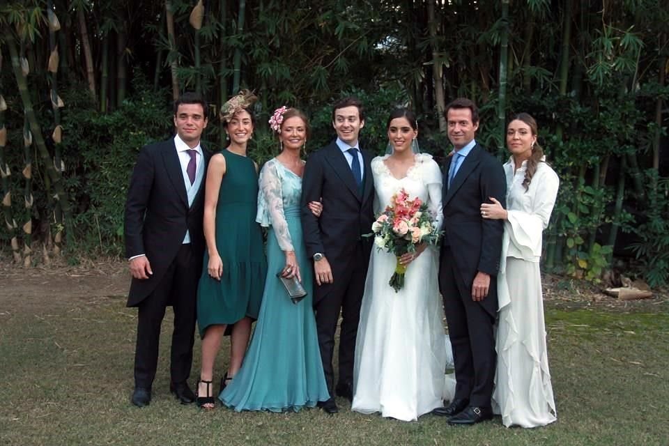 Álvaro Huete, Inés Huete, Isabel Arrieta, Luis Huete Arrieta, Pamela Leal Ancira Álvaro Huete e Isabel Huete