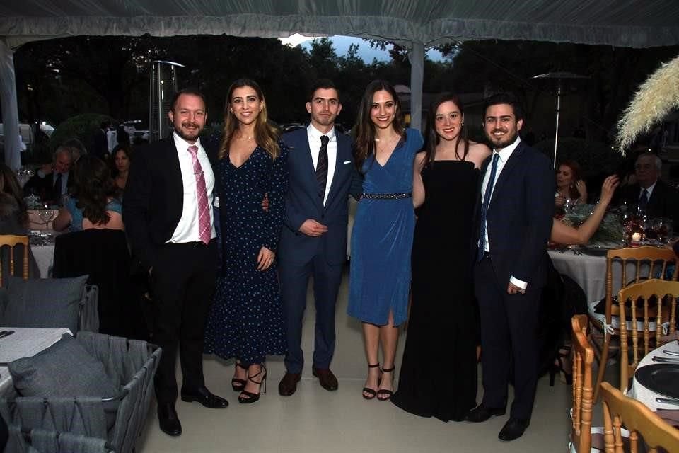 Jorge Villatoro, Andrea López, Marcelo Castro, Silvana Suárez, Cecilia Elizondo y David Sepúlveda