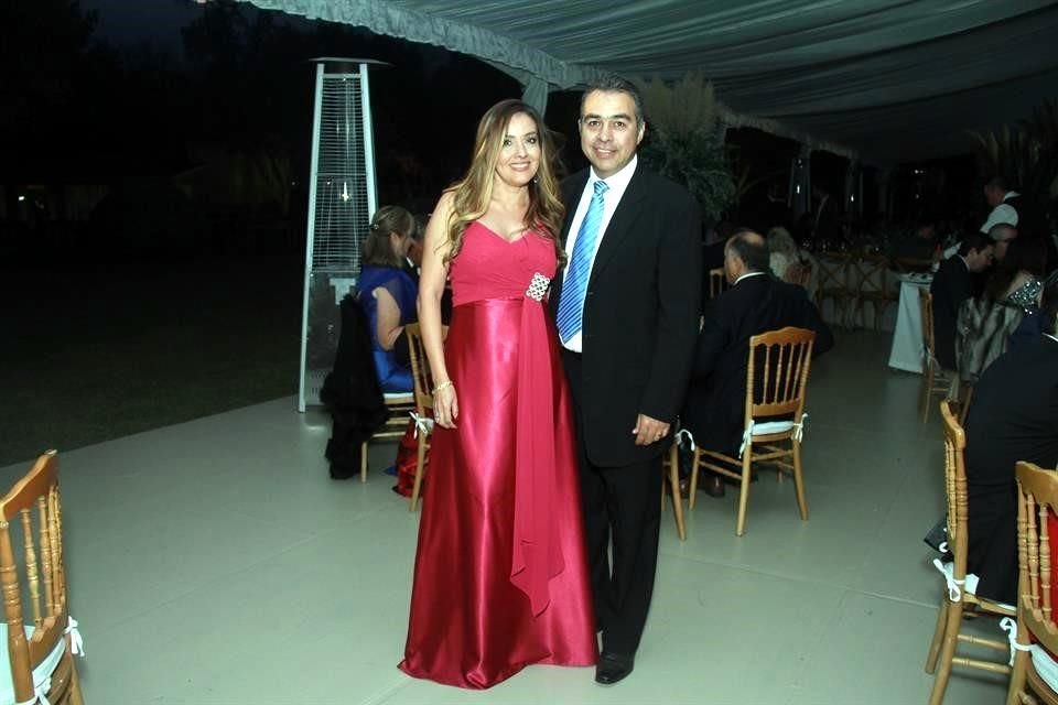 Magaly Bautista de Leal y Jorge Leal Gómez