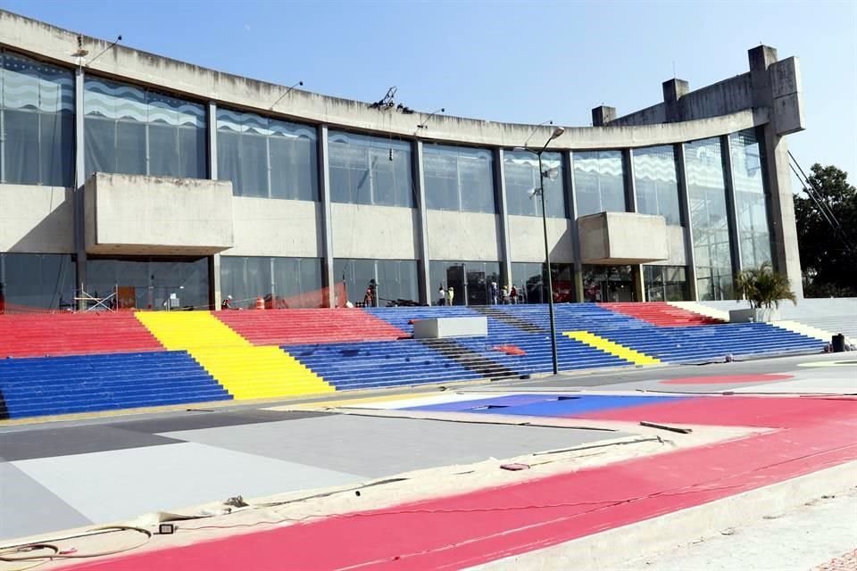 Los costos por persona para deportes acuáticos en el Alberca Olímpica pasaron de 302 pesos al mes a 349 pesos.