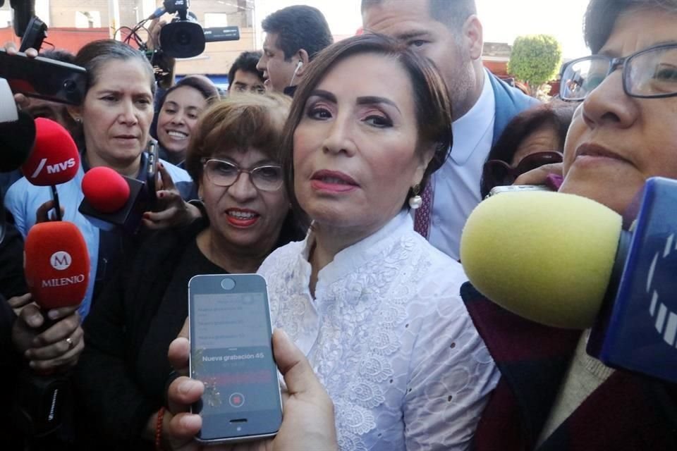 Rosario Robles pidió ayer a la Sección Instructora de Juicio Político de la Cámara de Diputados sobreseer o desechar el procedimiento en su contra.