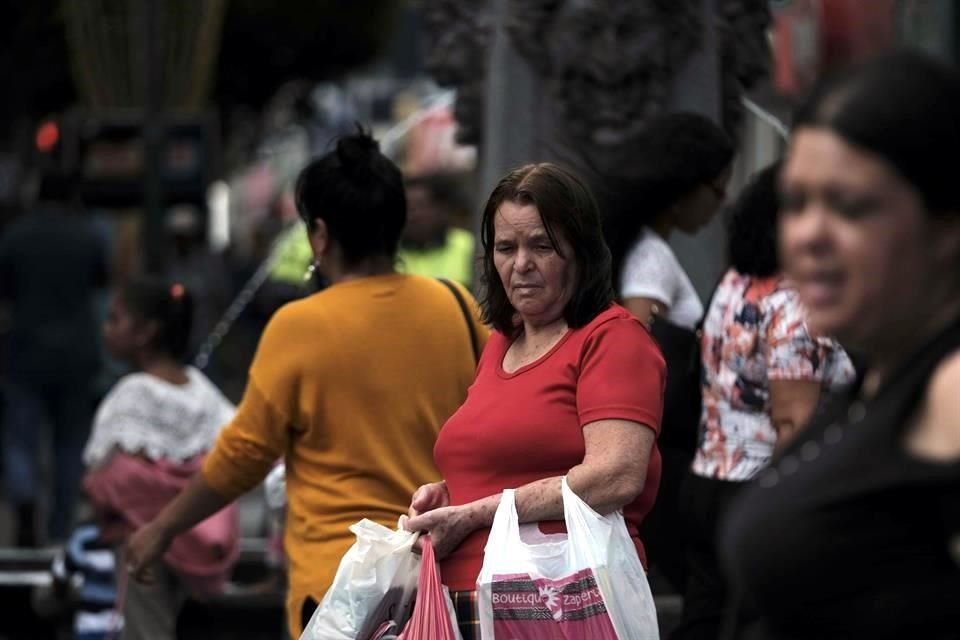 Las mujeres son las más afectadas por la crisis climática en todos los ámbitos: agricultura, agua, energía, salud y desplazamientos.