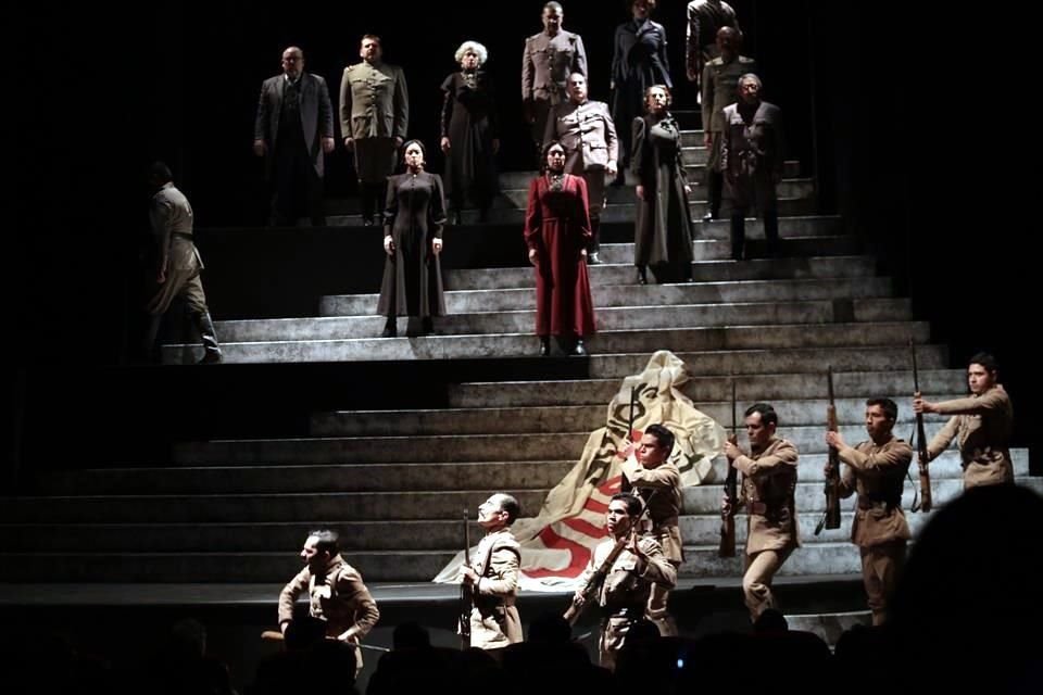 Felipe Ángeles, obra de Elena Garro, se presenta en el Teatro Reforma Reforma Juan Moisés Calleja.