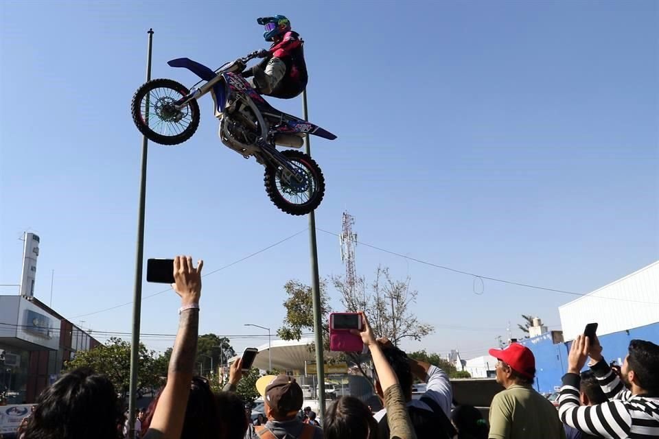 Ayer se realizó el festejo de los 24 años del Tianguis Cultural.