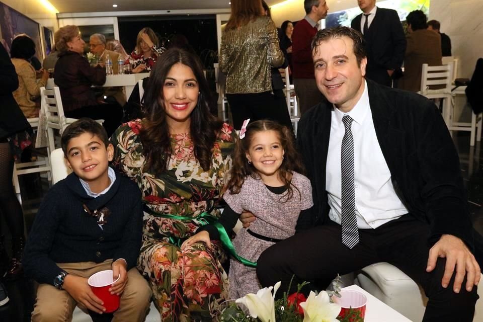 Federico Cataffi, Leydi San Roman de Cataffi, Allegra Cataffi y Carmelo Cataffi