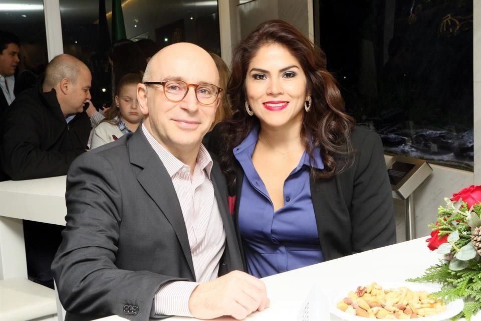 Stefano Manggiolino y Lorena Tuyu