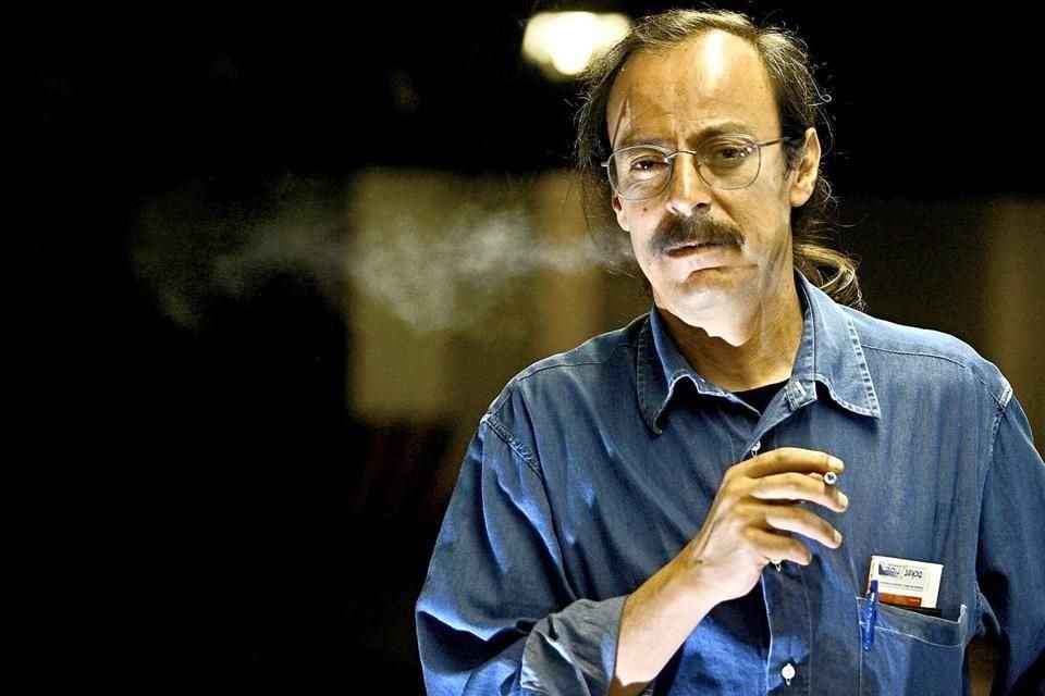 El director de Educal asegura que esta red es una empresa social que siembra 'fantasías, utopías, lectura, conocimiento'.
