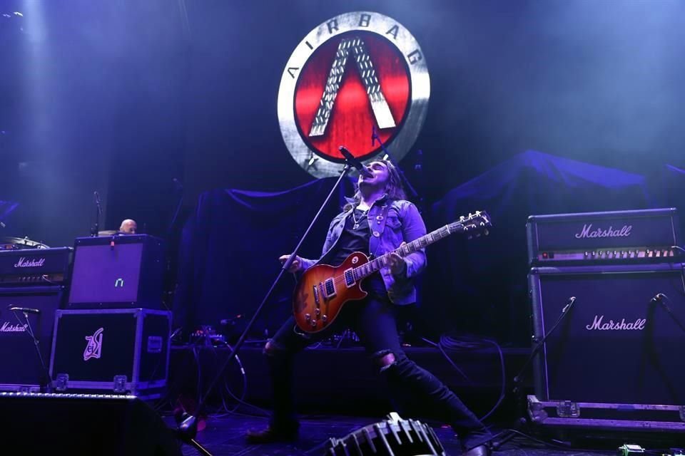 La banda argentina de rock Airbag anunció que se presentarán el 6 de junio del 2020 en el Lunario del Auditorio Nacional.