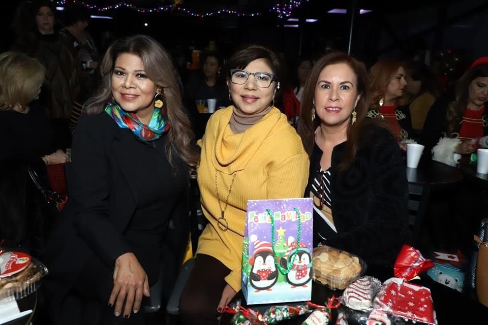 Bertha Ruiz Marilú Ponce y Nora Martínez