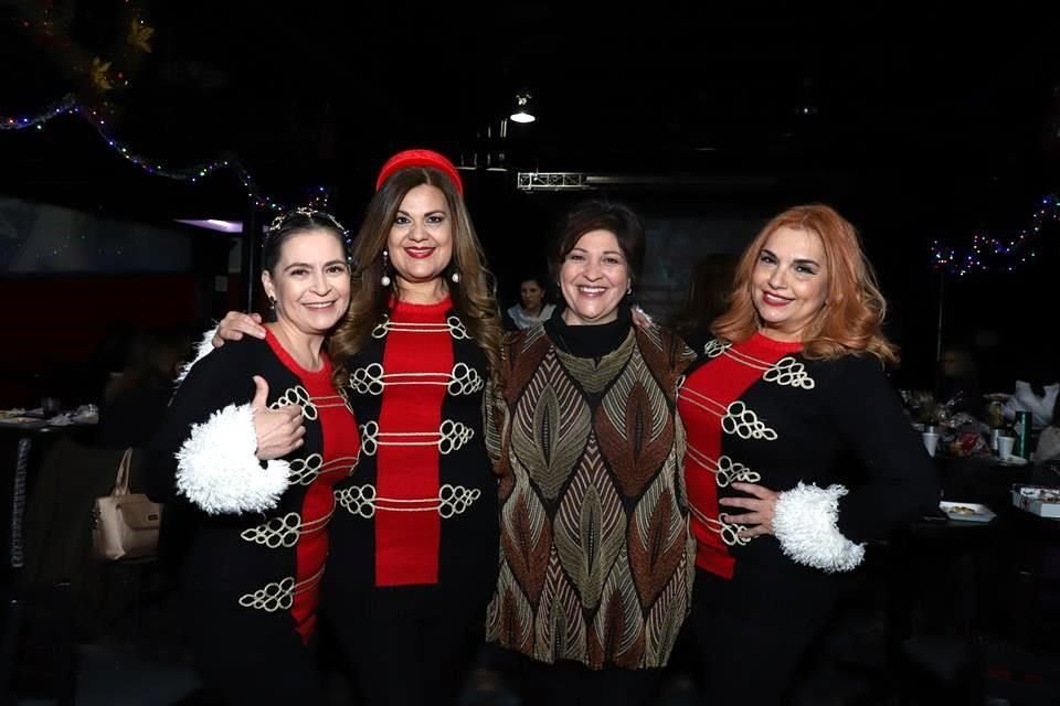 Cony Lomas, Juany Segovia, Tere Padilla y Nancy Castillo de Elizondo