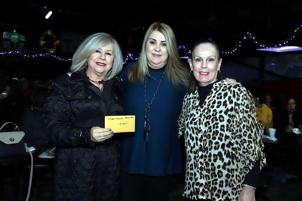 Mirna Cantú de Lazcano, Hilda González y Aracely González