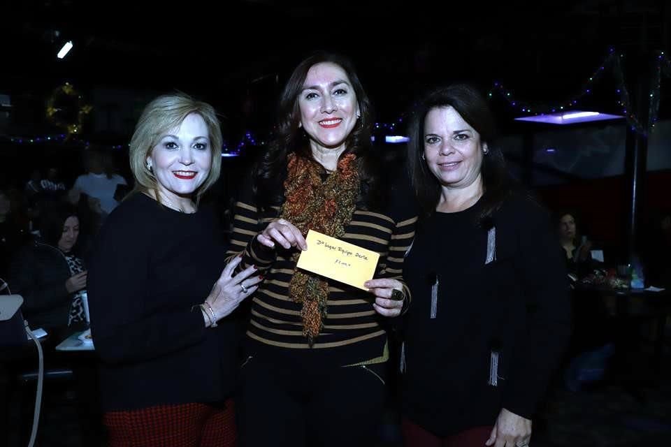 Mirna Cantú de Lazcano, Hilda González y Aracely González