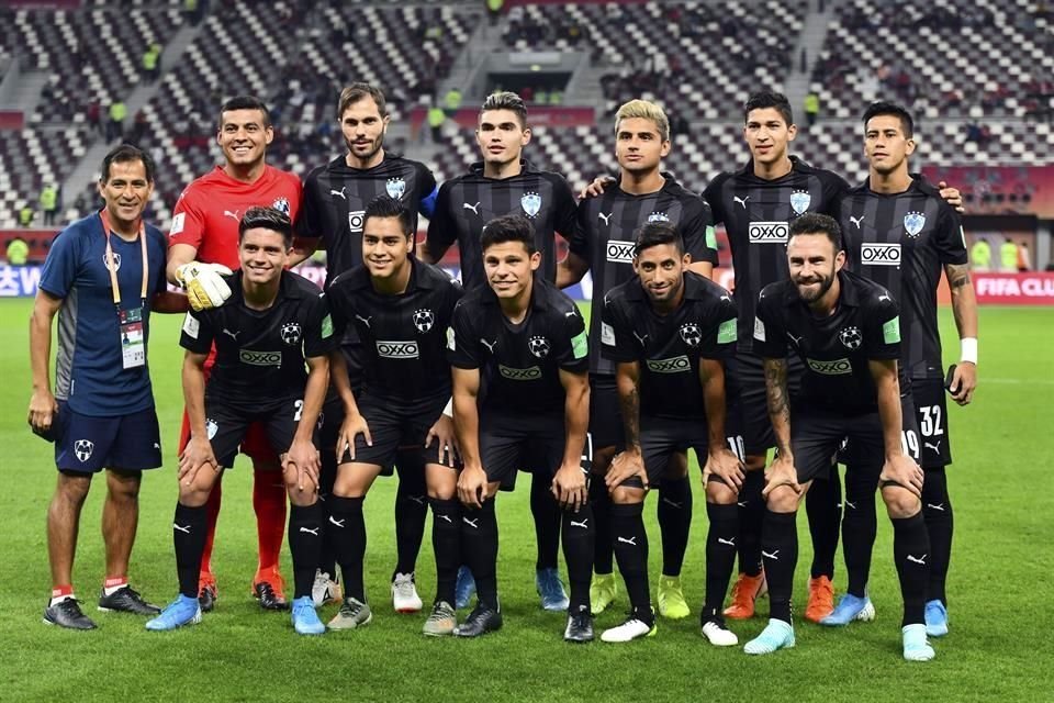 Así arrancaron los albiazules el partido, con un equipo plagado de suplentes.