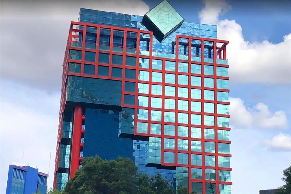 CFE, al mando de Manuel Bartlett, descartó mudarse a Tuxtla Gutiérrez y su sede sigue estando en Av. Paseo de la Reforma 164 (foto).