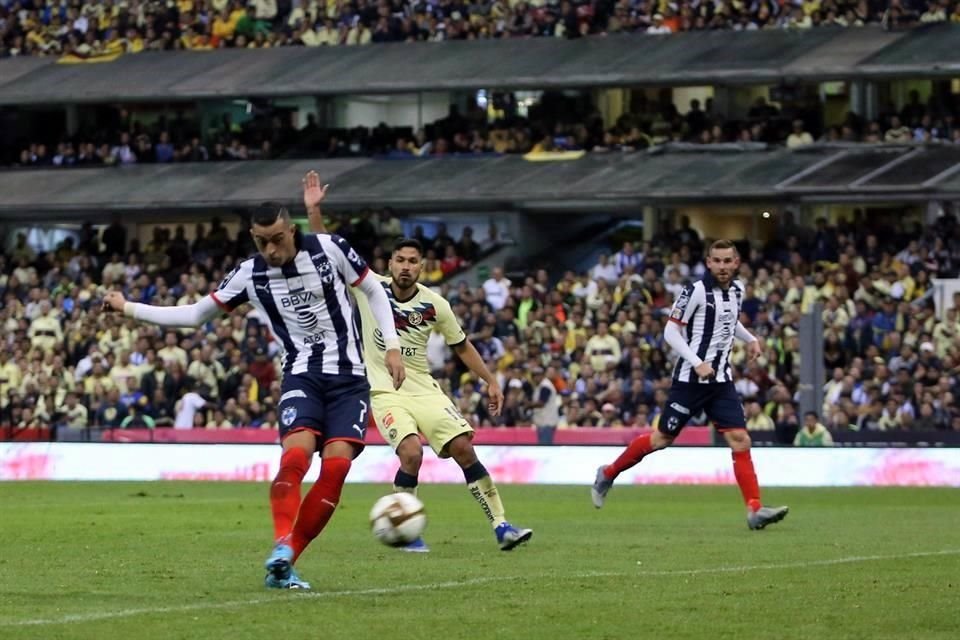 Rogelio Funes Mori anotó en la vuelta y marcó su penal para ser clave en la Final.