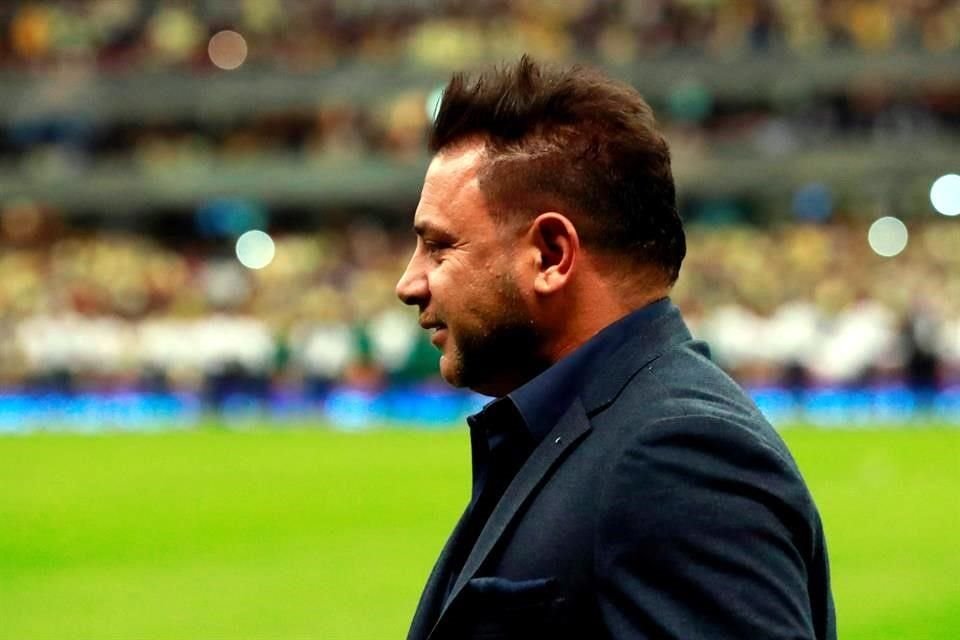 Antonio Mohamed habló fuerte con sus pupilos tras los primeros 45 minutos.