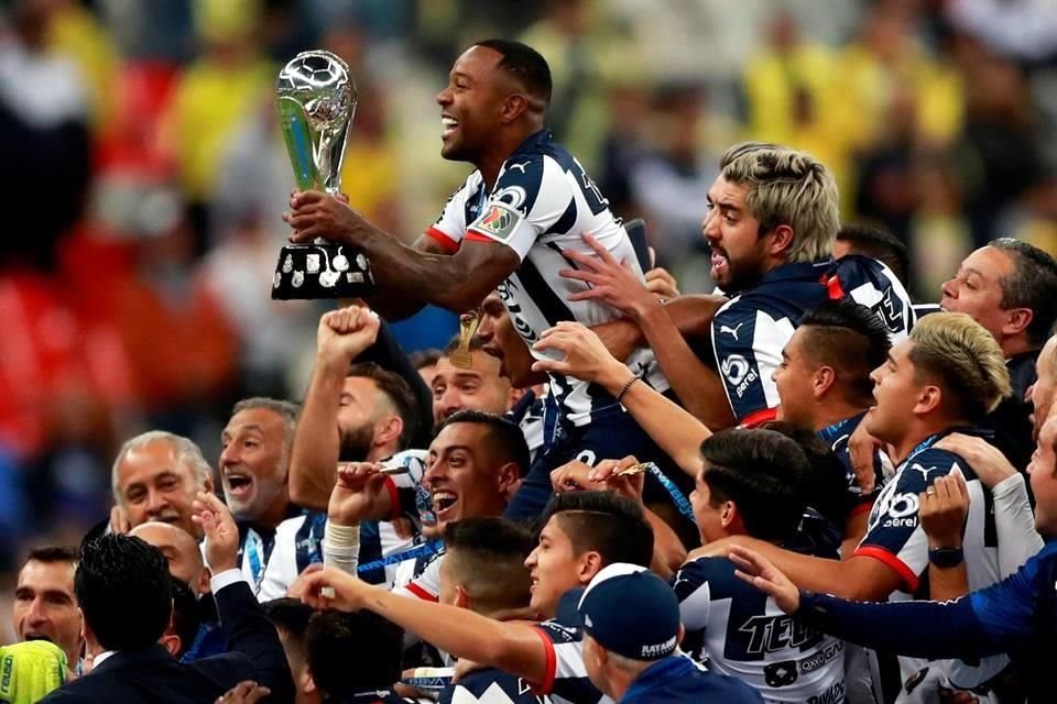 Dorlan Pabon finalmente pudo ganar un título con los Rayados.