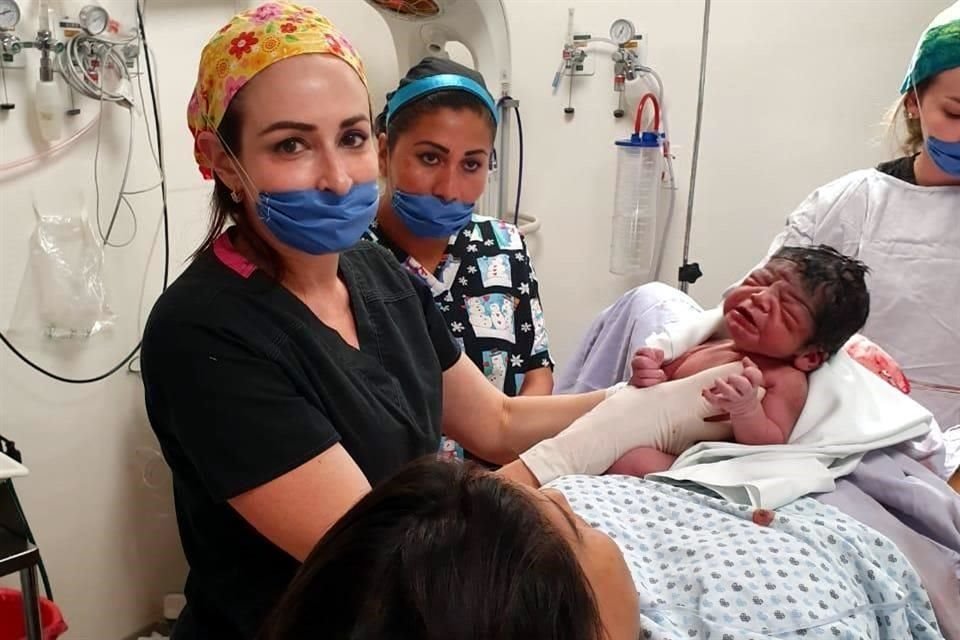 Ángel Adán es el primer bebé nacido en Jalisco en 2020.