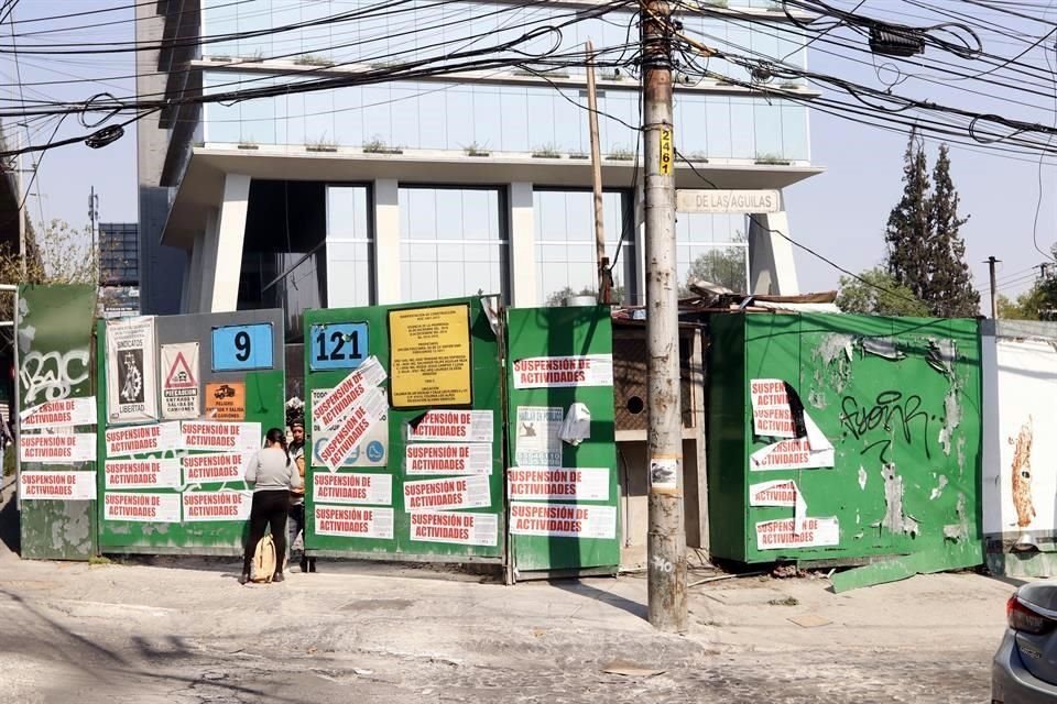 Calzada de las Águilas 9, uno de los inmuebles señalados por tener un polígono de actuación irregular.
