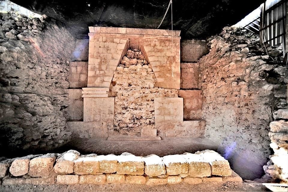 Palacio de Kulubá, en Quintana Roo, centro de una de las zonas arqueológicas que el INAH prevé abrir al público.