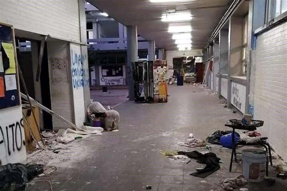El paro en la Prepa 9 suma 58 días.