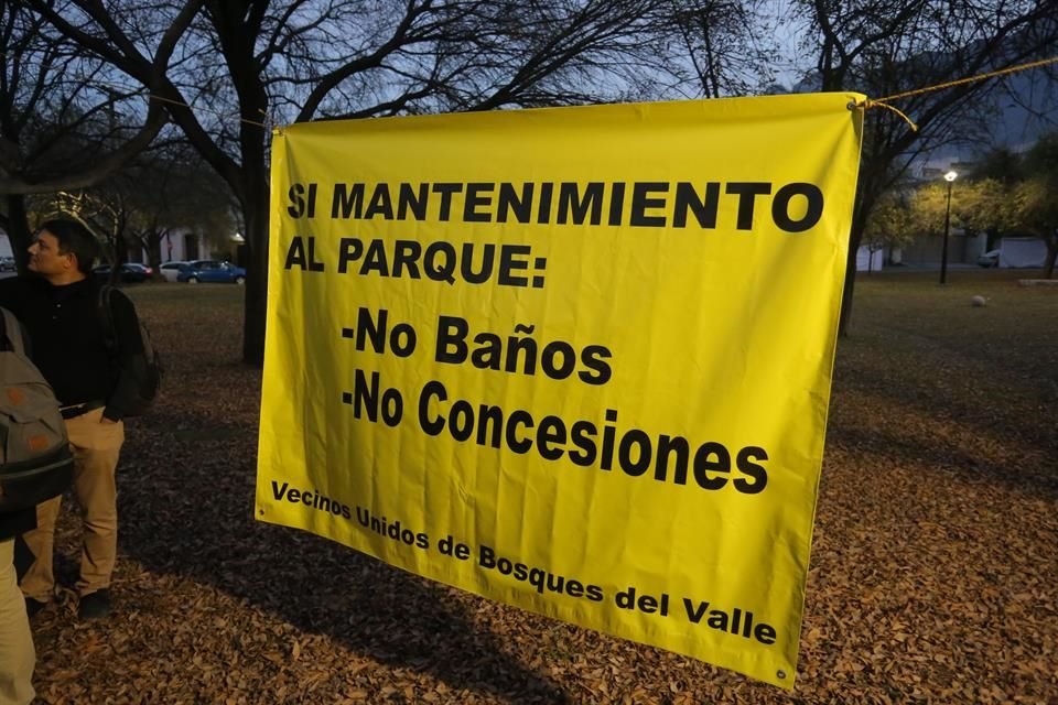 En una reunión en el parque de la Colonia Bosques del Valle, los inconformes informaron sobre la respuesta que el Municipio les entregó como respuesta a un escrito presentado el 11 de diciembre pasado.