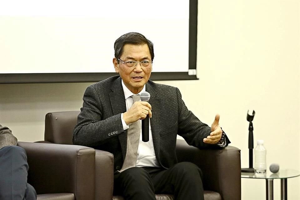 Dr. Yunny Meas Vong, Premio Nacional de Ciencias 2019. Desarrolló un sistema generador de agua electrolizada de bajo costo. Investigador SNI Nivel III.