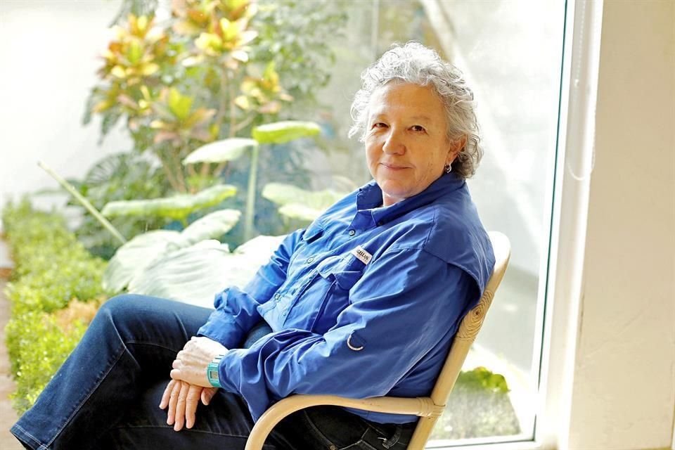 Mariaurora Mota fundó  ProSalud Sexual y Reproductiva AC (PROSSER), en 1995.