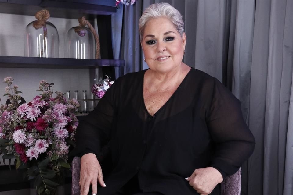 La llamada 'Leona Dormida' siente mariposas en el estómago cada vez que sale a cantar.