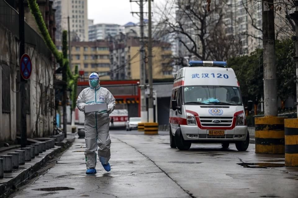 Hong Kong prohibió entrada de personas procedentes de provincia china afectada por coronavirus.