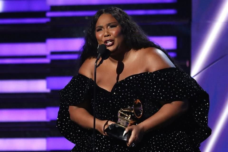 Lizzo recibió el premio  a Mejor Solo de Pop por 'Truth Hurts.'