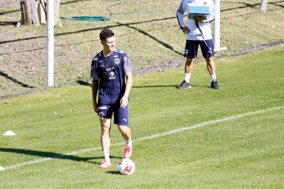 Matías Kranevitter deberá pelear la titularidad con el Monterrey.