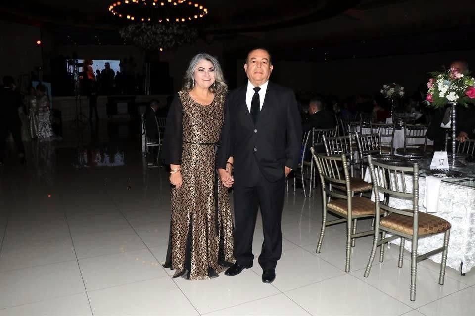 Sandra González de Rodríguez y Luis Carlos Rodríguez