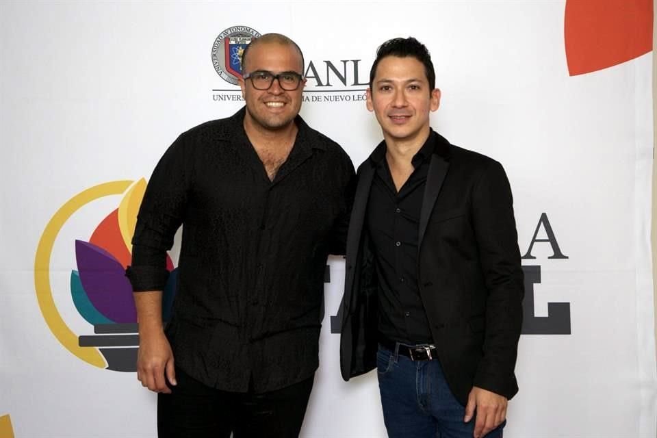 El bandoneonista argentino Juan Pablo Jofre (izq.) y el pianista mexicano Alejandro Vela.