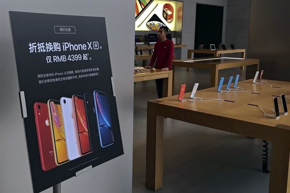 El proveedor de Apple ha detenido 'casi toda' su producción en China ante la propagación del coronavirus.