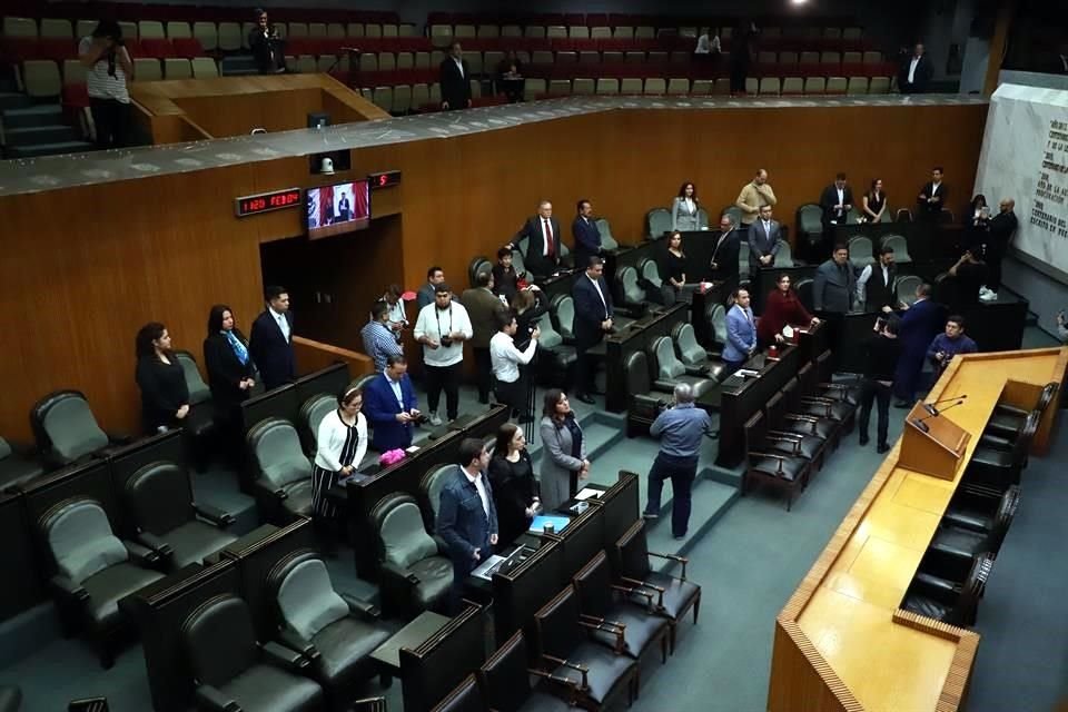Returnan expediente de ratificación de ex Magistrado a la Dirección Jurídica del Congreso local. .