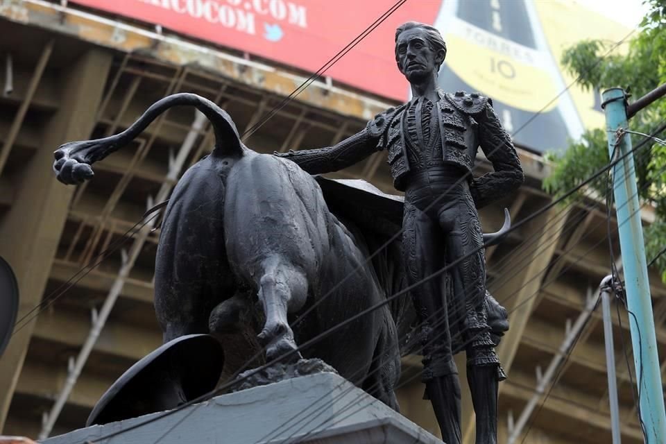 Manuel Rodríguez 'Manolete' fue el primer torero que logró cortar una oreja en la Plaza México.