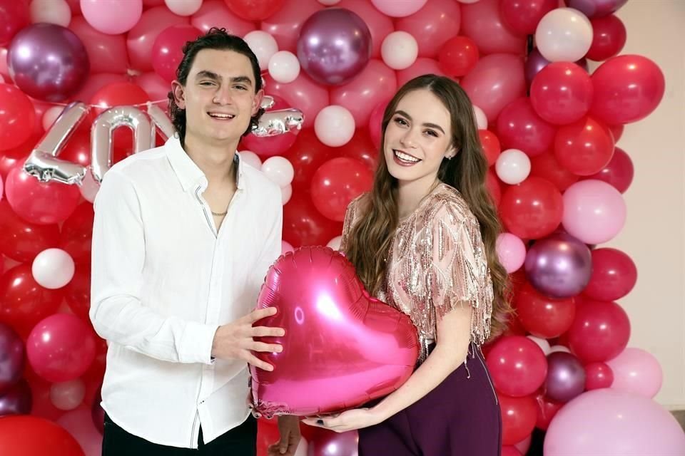 Ricky Oziel Leal y Andrea de los Santos