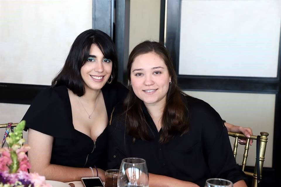Ana Güereca y Luisa Gómez
