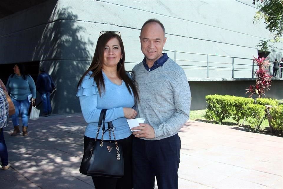 Maricela Cadena de Valencia y José Manuel Valencia