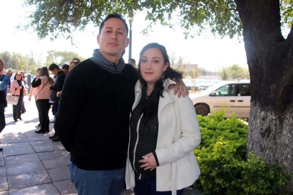 Martín Cortez y Aby Guerra de Cortez