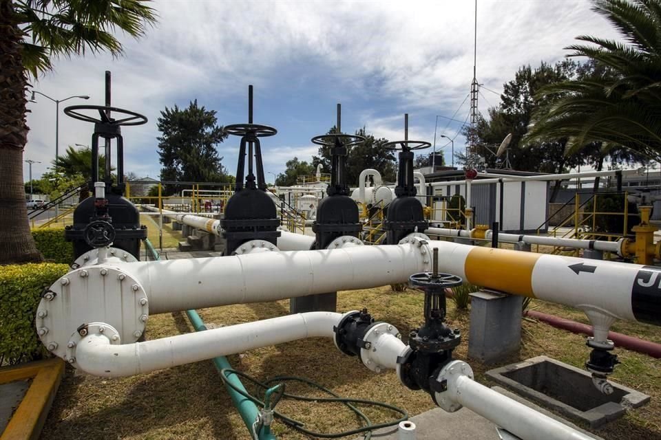 Es la única estación en el País que recibe turbosina a través de autotanques y ducto. La turbosina recibida aquí se refina en Tula, Hidalgo.
