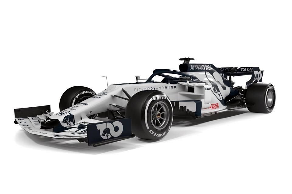 El auto Alpha Tauri.