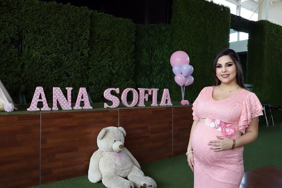 Ana Karen Fernández de Rivera